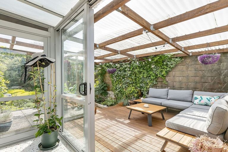 Photo of property in 15b Jillett Street, Titahi Bay, Porirua, 5022