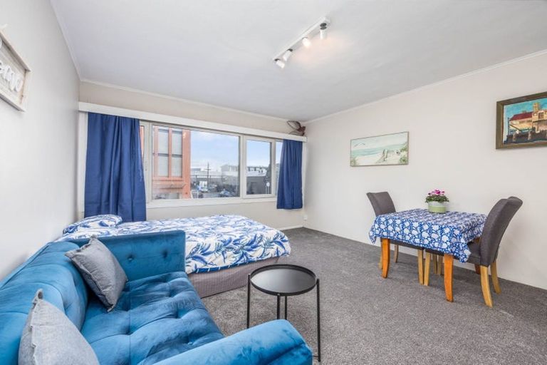 Photo of property in Eden Heights Apartments, 1m/94 Dominion Road, Mount Eden, Auckland, 1024