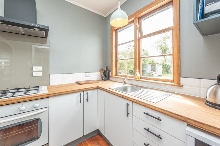 Photo of property in 32 Stewart Street, Aramoho, Whanganui, 4500