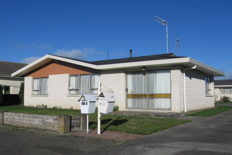 Photo of property in 38a-b Wood Street, Takaro, Palmerston North, 4410