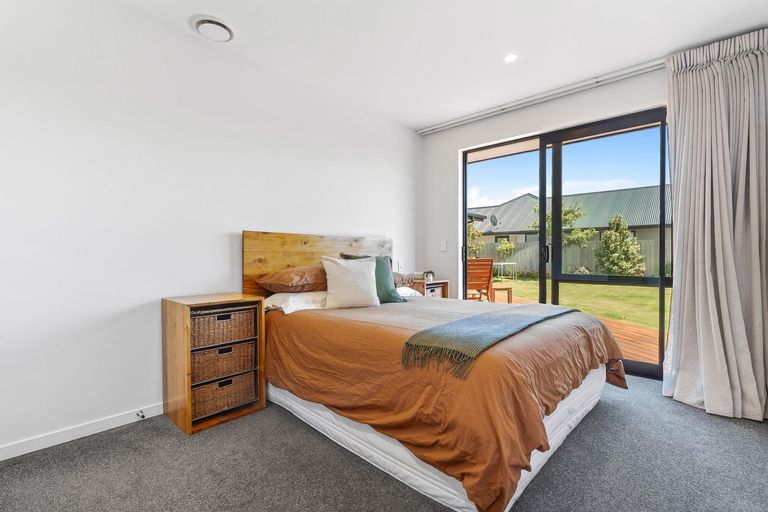 Photo of property in 4 Rua Street, Albert Town, Wanaka, 9305