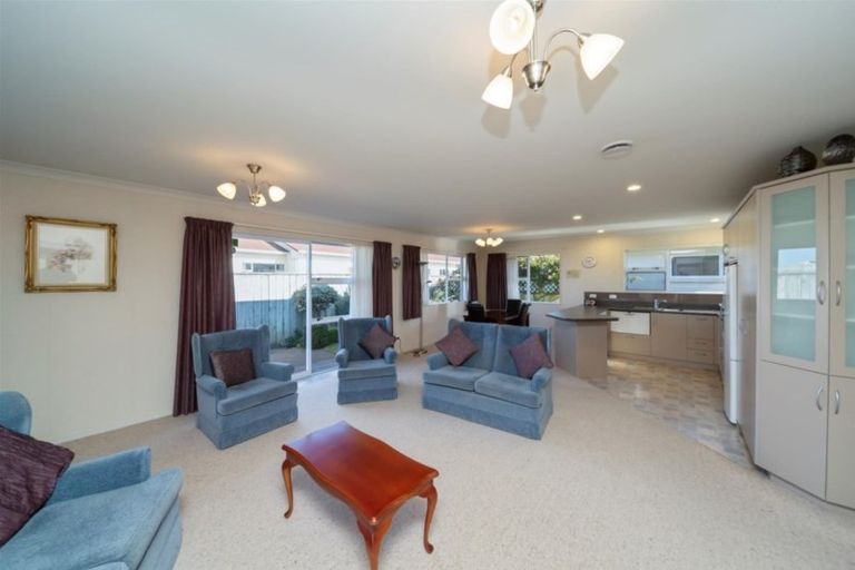 Photo of property in 33b Argyle Street, Hawera, 4610