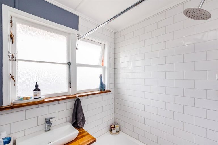 Photo of property in 59 Andrew Avenue, Roslyn, Palmerston North, 4414