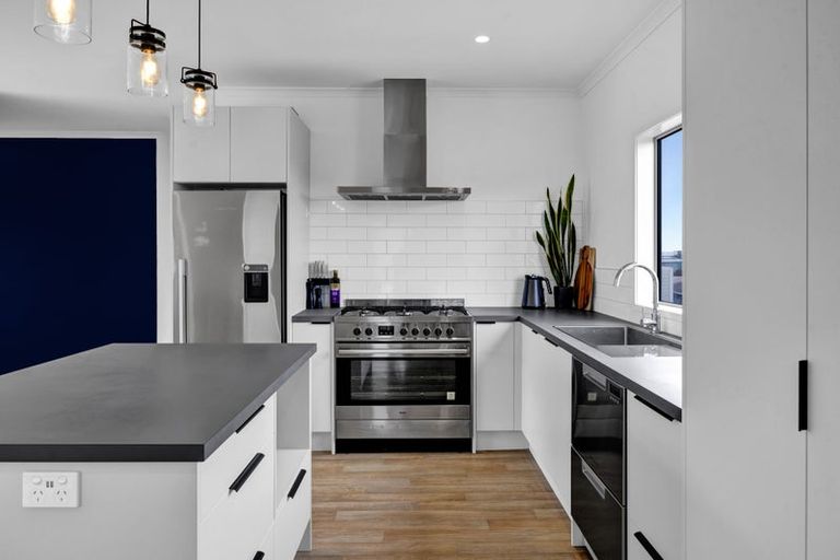 Photo of property in 5a Hinz Lane, Bell Block, New Plymouth, 4312