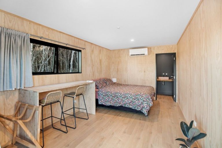 Photo of property in 10 Goldie Lane, Albert Town, Wanaka, 9305