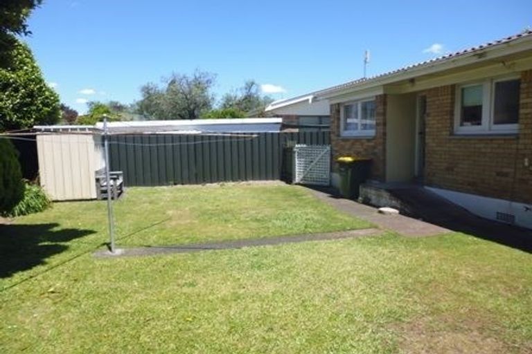Photo of property in 14a Elizabeth Street, Papakura, 2110
