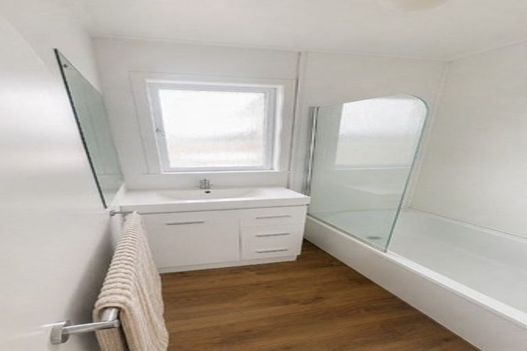 Photo of property in 21 Northolt Road, Fairview Downs, Hamilton, 3214
