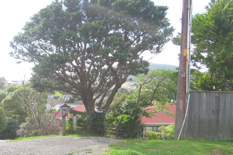 Photo of property in 11a Hillary Street, Tawa, Wellington, 5028