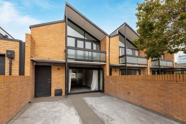 Photo of property in 50b Carlton Mill Road, Merivale, Christchurch, 8014