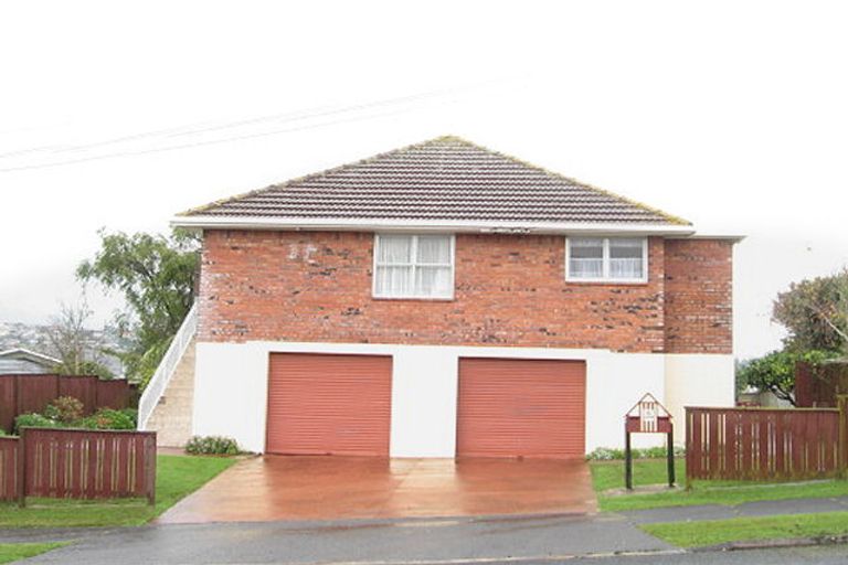 Photo of property in 2 Pooley Street, Pakuranga Heights, Auckland, 2010