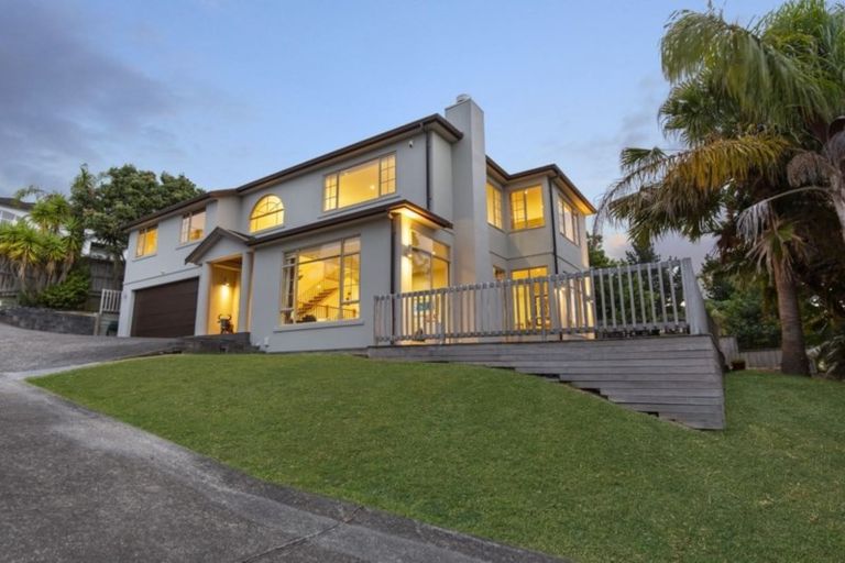 Photo of property in 68 Saddleback Rise, Murrays Bay, Auckland, 0630