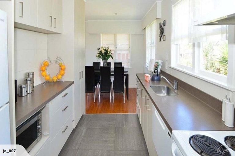 Photo of property in 11c Edinburgh Street, Tuakau, 2121