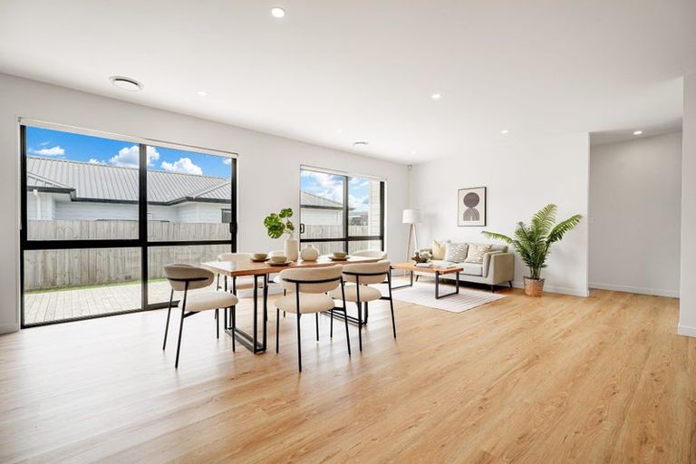 Photo of property in 7 Cutfield Lane, Kumeu, 0810