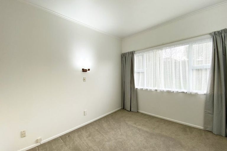 Photo of property in 23 Andrew Road, Howick, Auckland, 2010