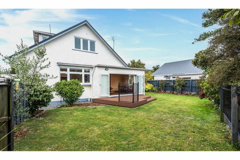 Photo of property in 8 Kauri Street, Riccarton, Christchurch, 8041