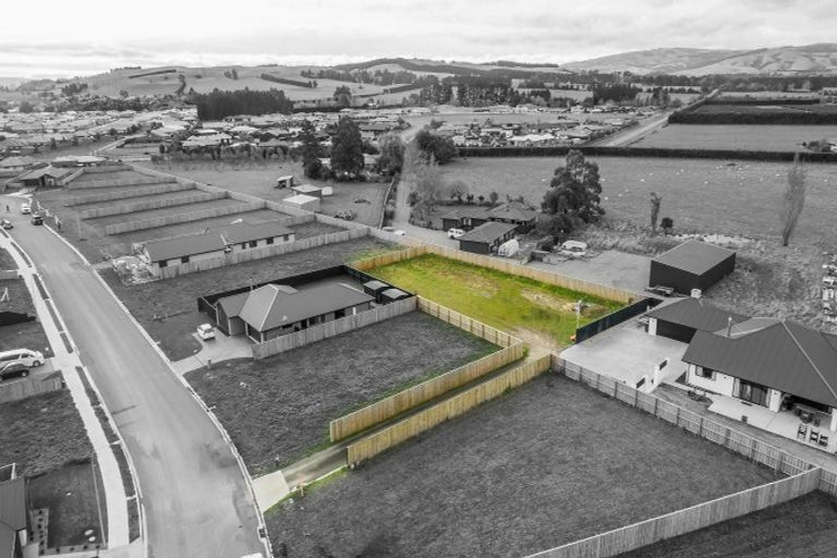 Photo of property in 27a Greig Crescent, Amberley, 7410