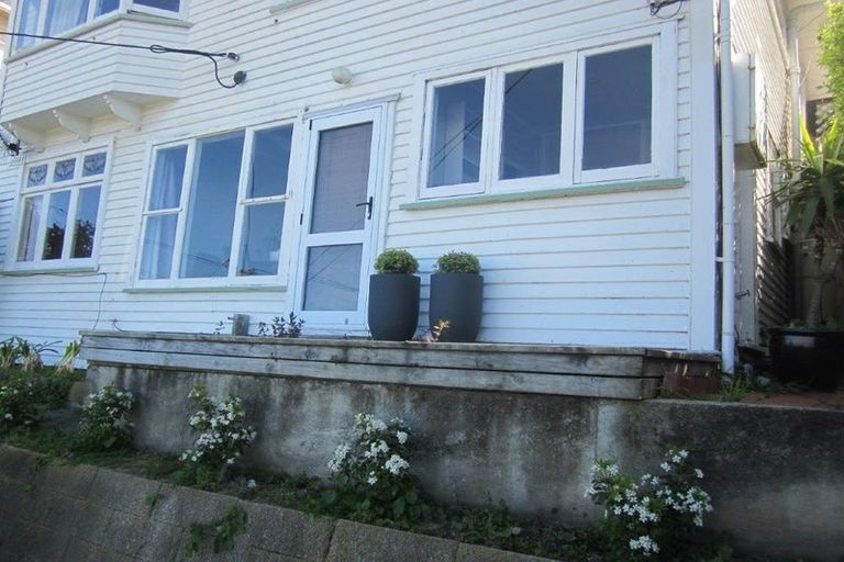 Photo of property in 14 Imperial Terrace, Melrose, Wellington, 6022