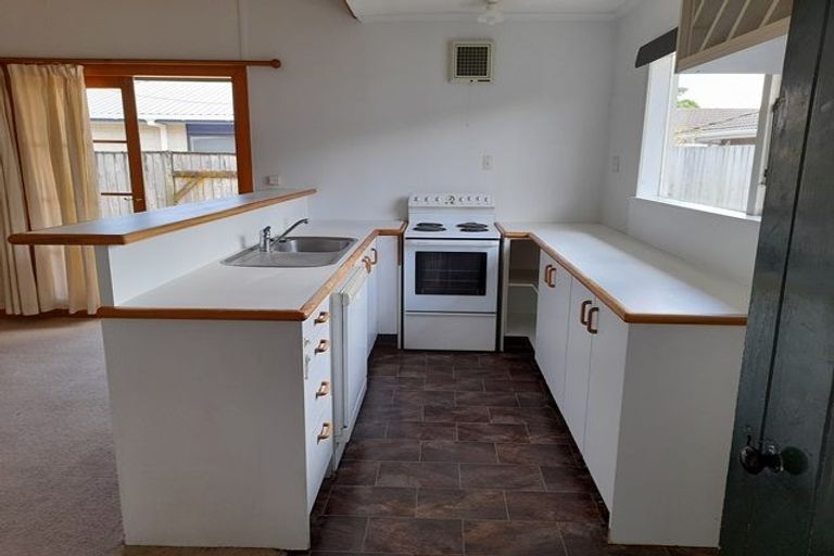 Photo of property in 42 Knowles Street, Terrace End, Palmerston North, 4410