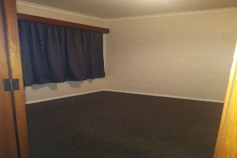 Photo of property in 3/34 Heretaunga Square, Silverstream, Upper Hutt, 5019