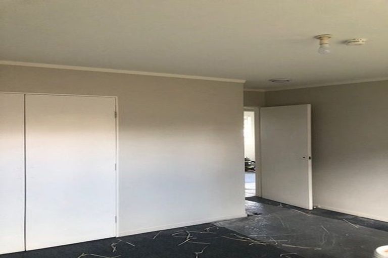 Photo of property in 1/59 Archibald Road, Kelston, Auckland, 0602