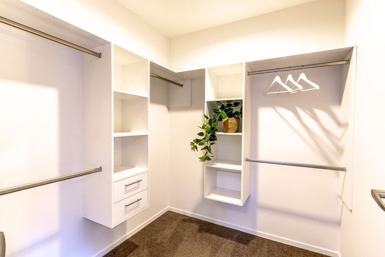 Photo of property in 82 Barrington Drive, Huntington, Hamilton, 3210