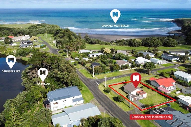 Photo of property in 16 Layard Street, Opunake, 4616