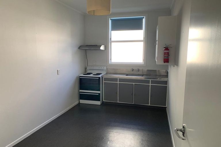 Photo of property in 1/24 Austin Street, Mount Victoria, Wellington, 6011