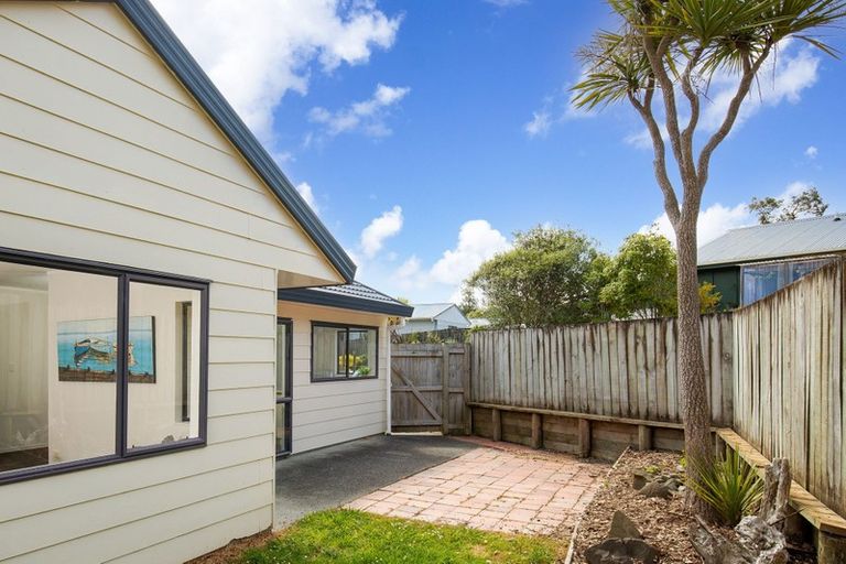 Photo of property in 2/8 Centennial Park Road, Wellsford, 0900