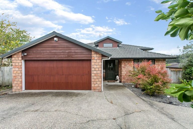 Photo of property in 10 Thomas Hamer Place, Greenhithe, Auckland, 0632