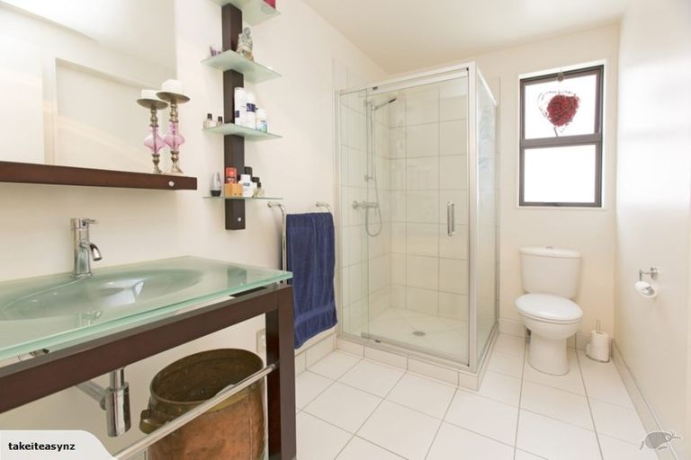 Photo of property in 147 Alec Craig Way, Gulf Harbour, Whangaparaoa, 0930