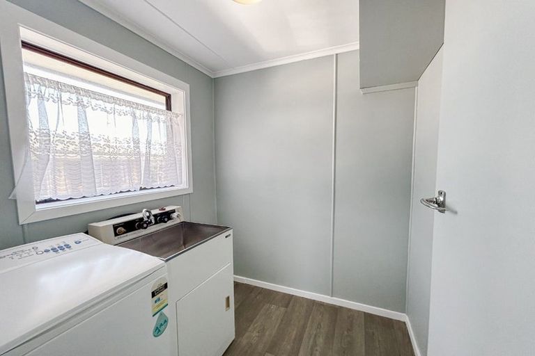 Photo of property in 12 Wye Street, Newfield, Invercargill, 9812