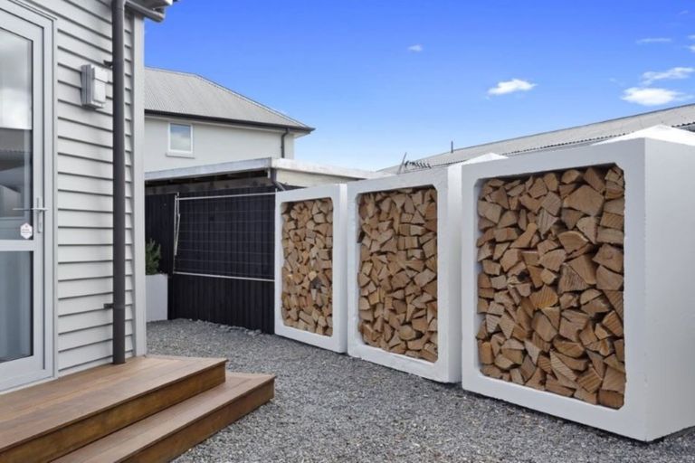 Photo of property in 52 Strickland Street, Sydenham, Christchurch, 8023