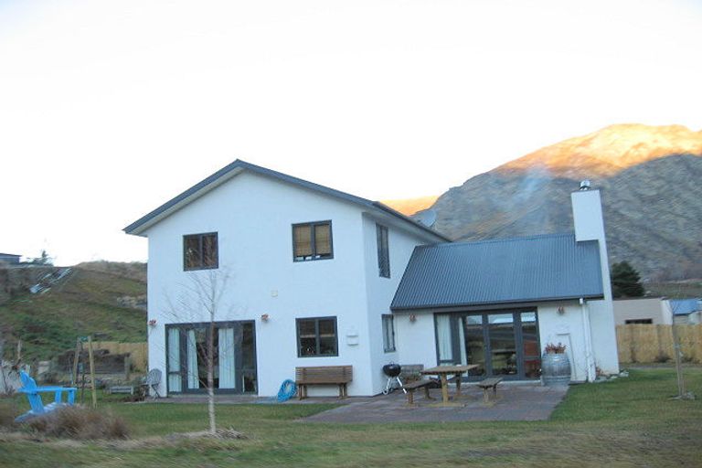 Photo of property in 3 Redfern Terrace, Arthurs Point, Queenstown, 9371