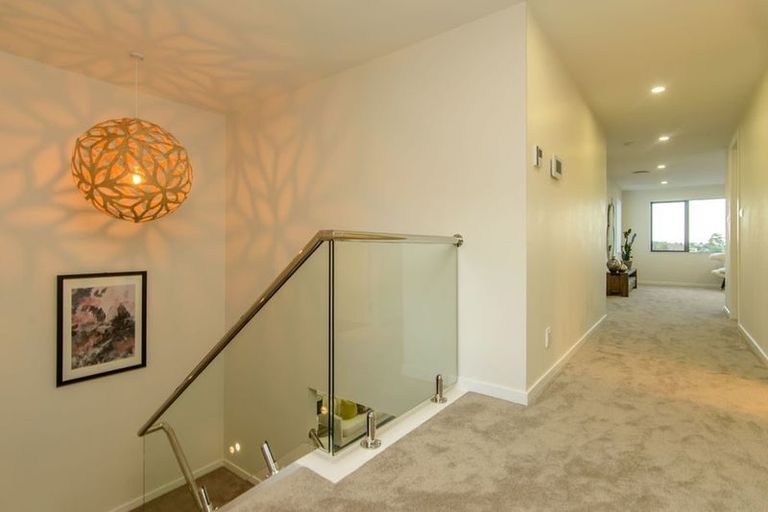 Photo of property in 32 Caldera Drive, Long Bay, Auckland, 0630