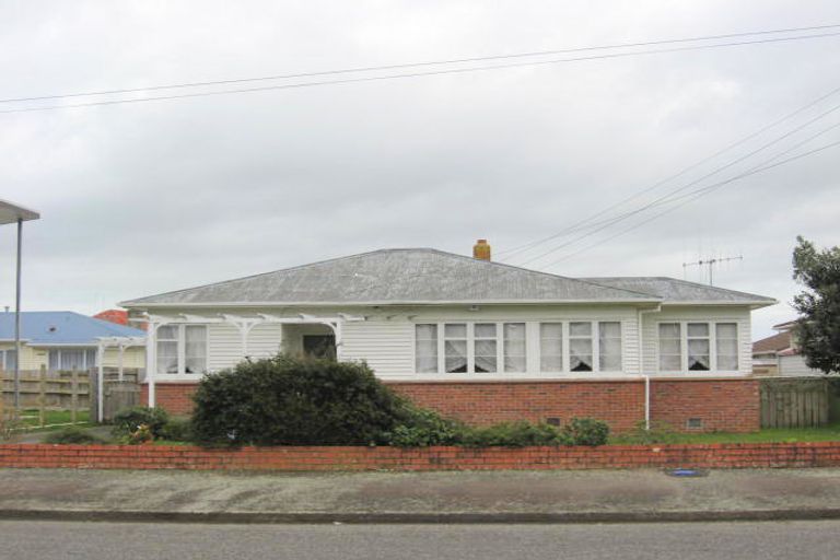 Photo of property in 41 Bristol Street, Levin, 5510