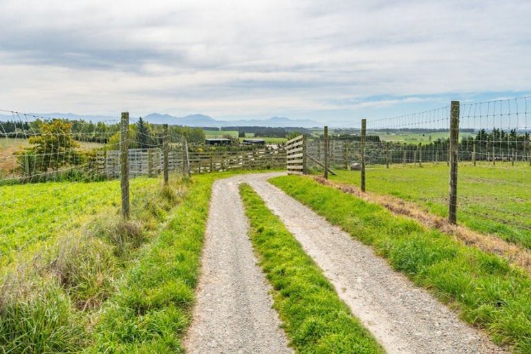 Photo of property in 234 Spur Road, Hadlow, Timaru, 7975