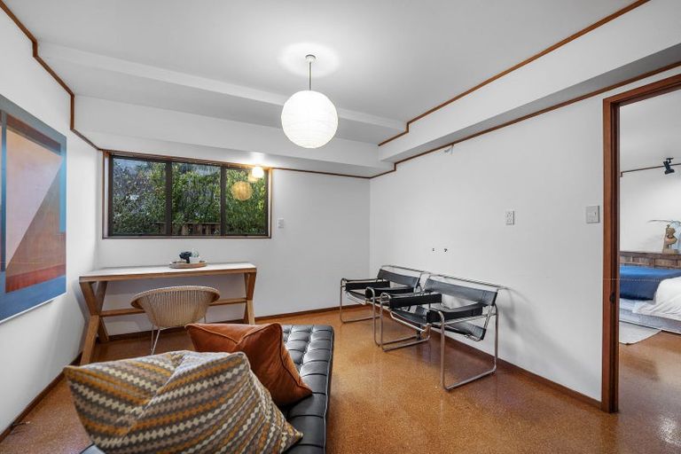 Photo of property in 2/22 Saltburn Road, Milford, Auckland, 0620