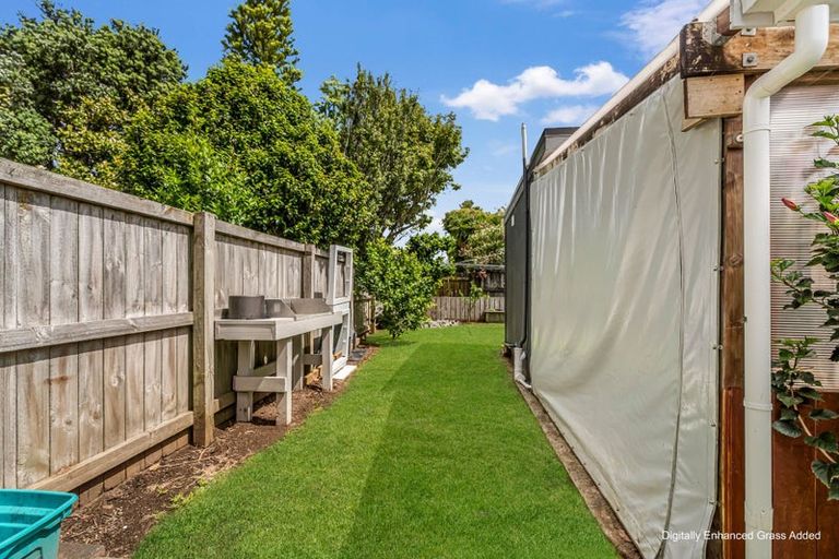 Photo of property in 17 Cook Drive, Whitianga, 3510