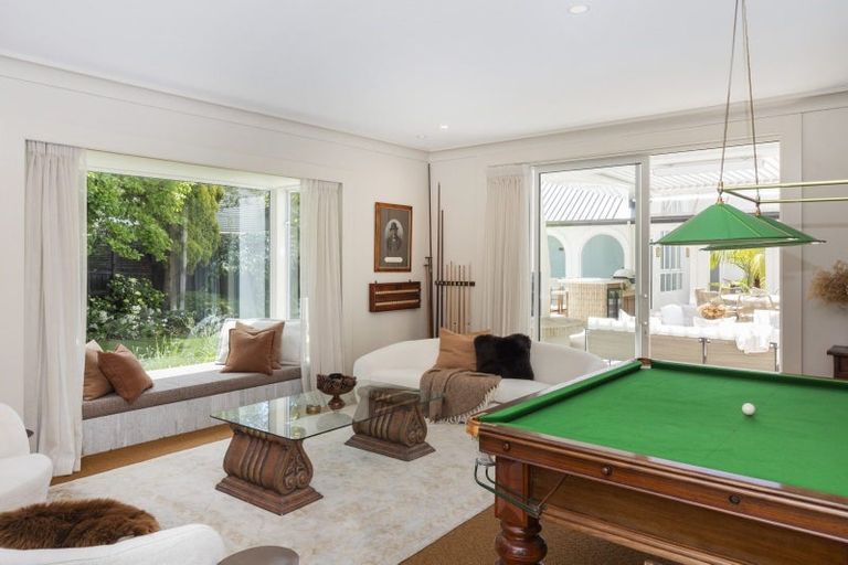 Photo of property in 93 Carlton Mill Road, Merivale, Christchurch, 8014