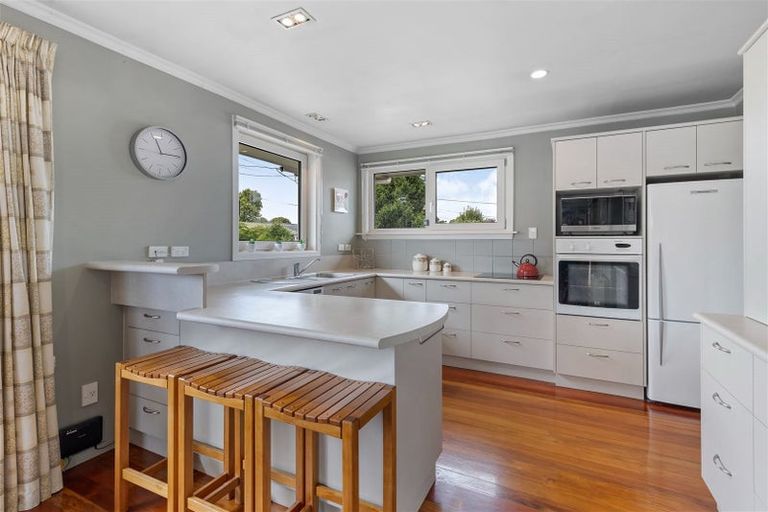 Photo of property in 5 Chedworth Avenue, Bishopdale, Christchurch, 8053