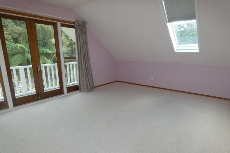 Photo of property in 50 Baroda Street, Khandallah, Wellington, 6035