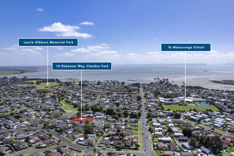 Photo of property in 3/10 Ebenezer Way, Clendon Park, Auckland, 2103