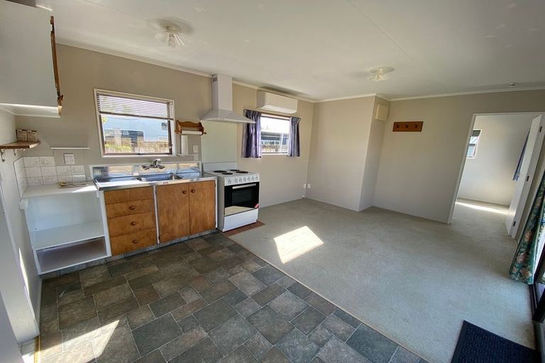 Photo of property in 1274 Egmont Road, Egmont Village, New Plymouth, 4372