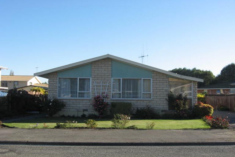 Photo of property in 16 Flatman Crescent, Geraldine, 7930