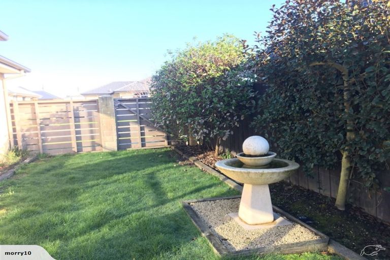 Photo of property in 8 Moa Street, Pegasus, 7612