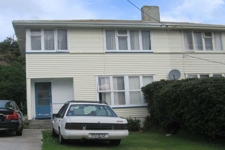 Photo of property in 6a Rahui Street, Strathmore Park, Wellington, 6022