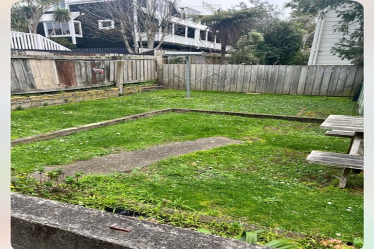 Photo of property in 46 Wright Street, Mount Cook, Wellington, 6021