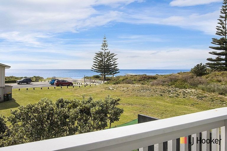 Photo of property in 287 Seaforth Road, Waihi Beach, 3611