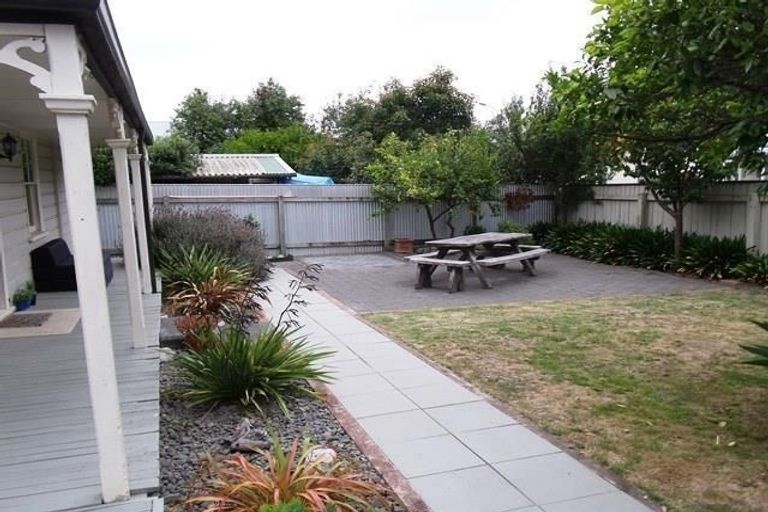 Photo of property in 13 Main Street, Hospital Hill, Napier, 4110