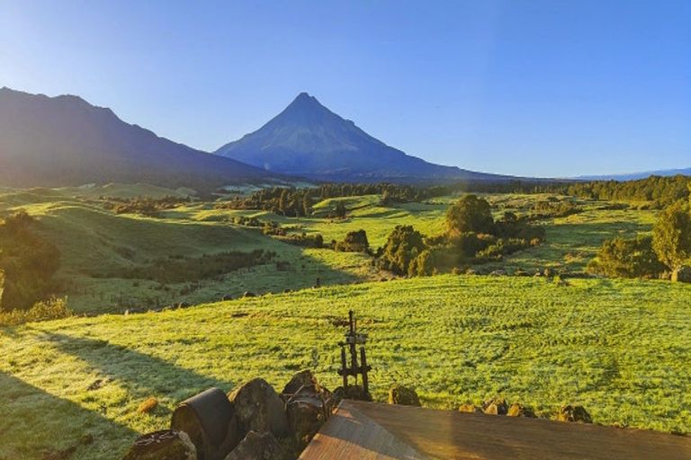 Photo of property in 3095 Carrington Road, Okato, New Plymouth, 4381